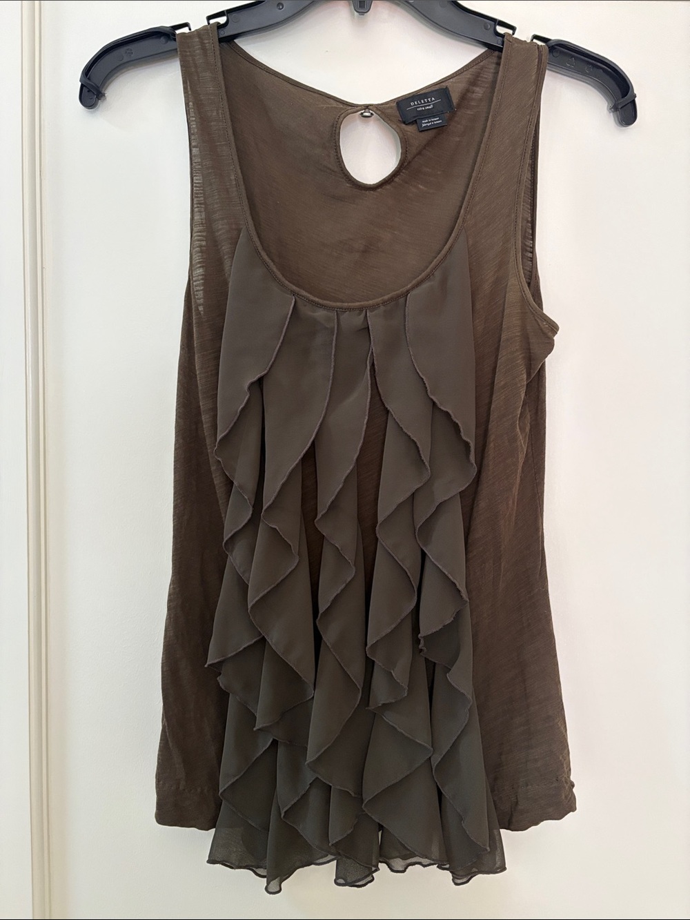 Deletta ruffle top, size x-small
